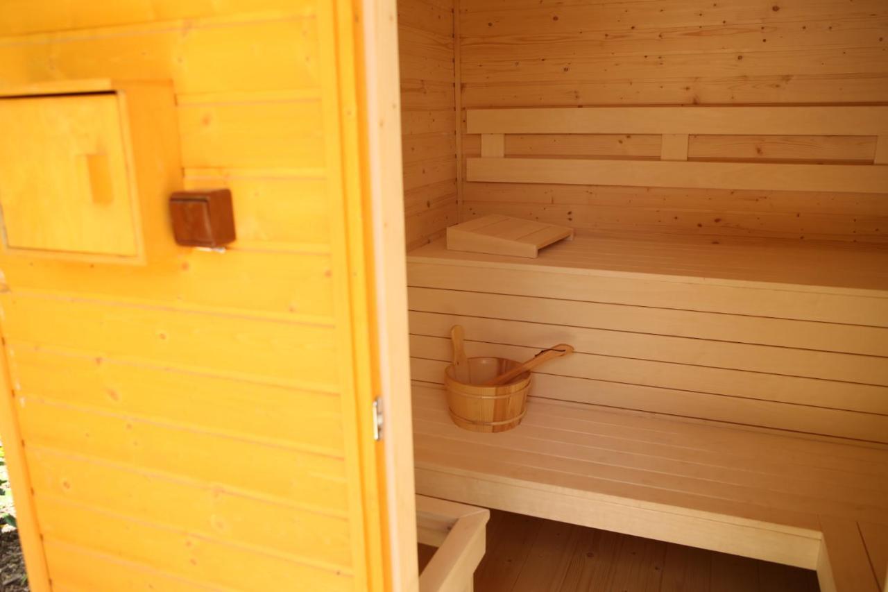Hunyadi Panzio-Apartman Makó Eksteriør bilde