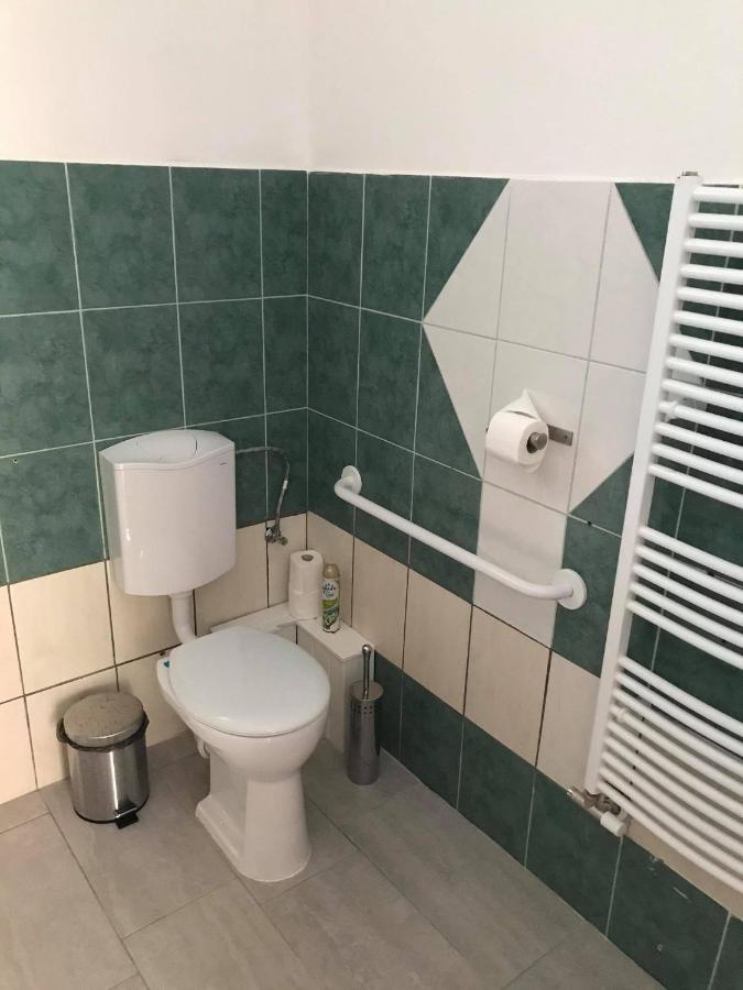 Hunyadi Panzio-Apartman Makó Eksteriør bilde