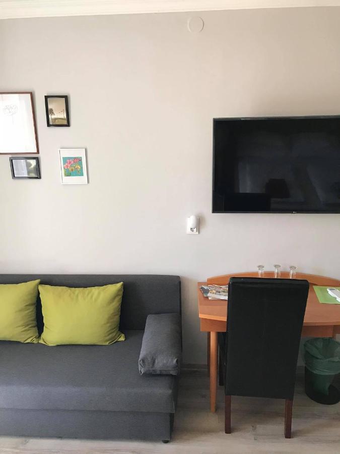 Hunyadi Panzio-Apartman Makó Eksteriør bilde