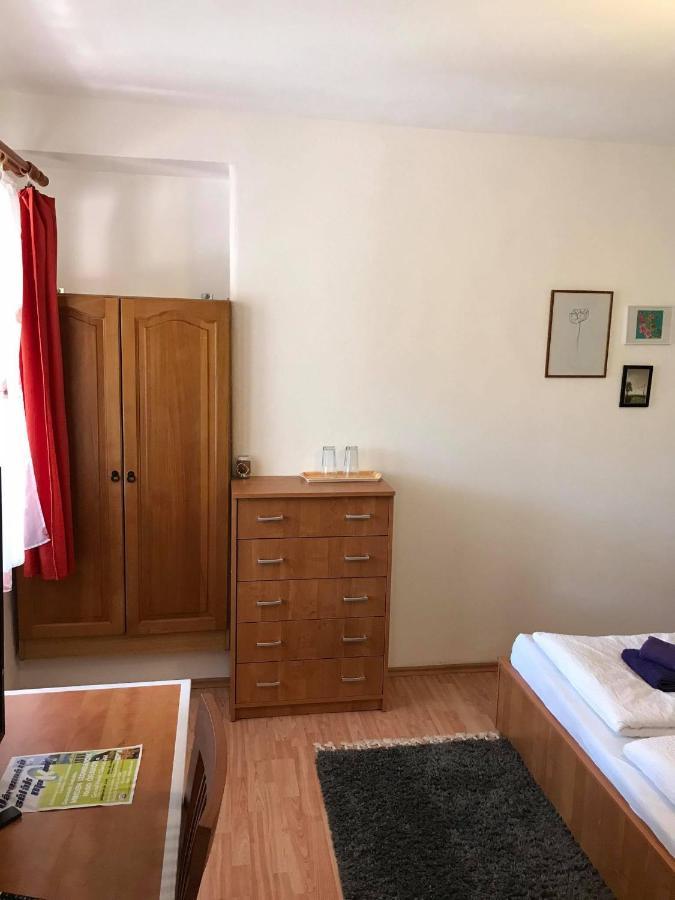 Hunyadi Panzio-Apartman Makó Eksteriør bilde