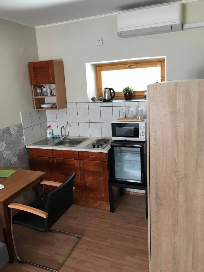 Hunyadi Panzio-Apartman Makó Eksteriør bilde