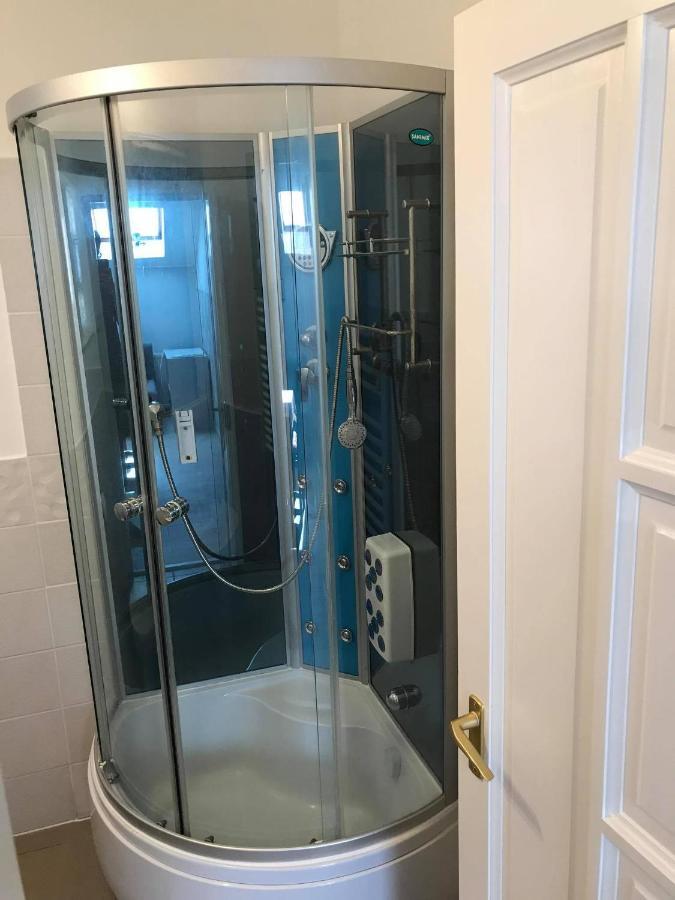 Hunyadi Panzio-Apartman Makó Eksteriør bilde
