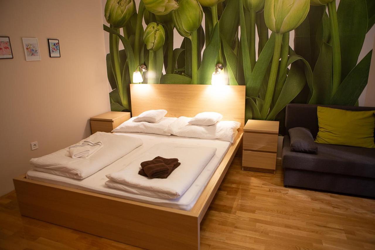 Hunyadi Panzio-Apartman Makó Eksteriør bilde