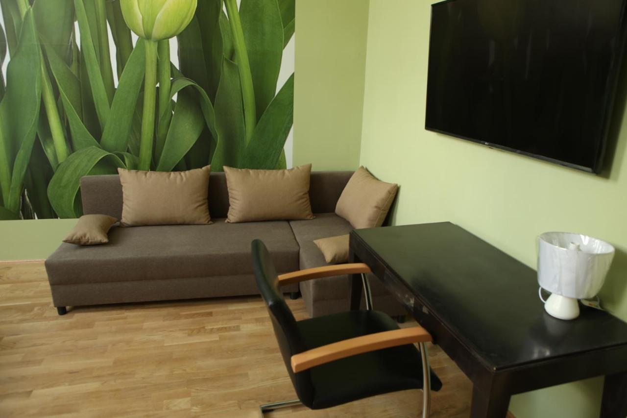 Hunyadi Panzio-Apartman Makó Eksteriør bilde