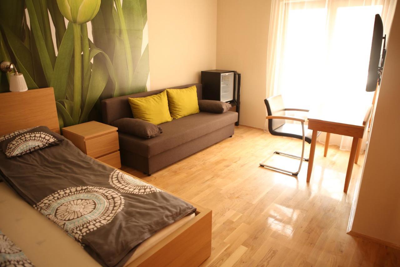 Hunyadi Panzio-Apartman Makó Eksteriør bilde