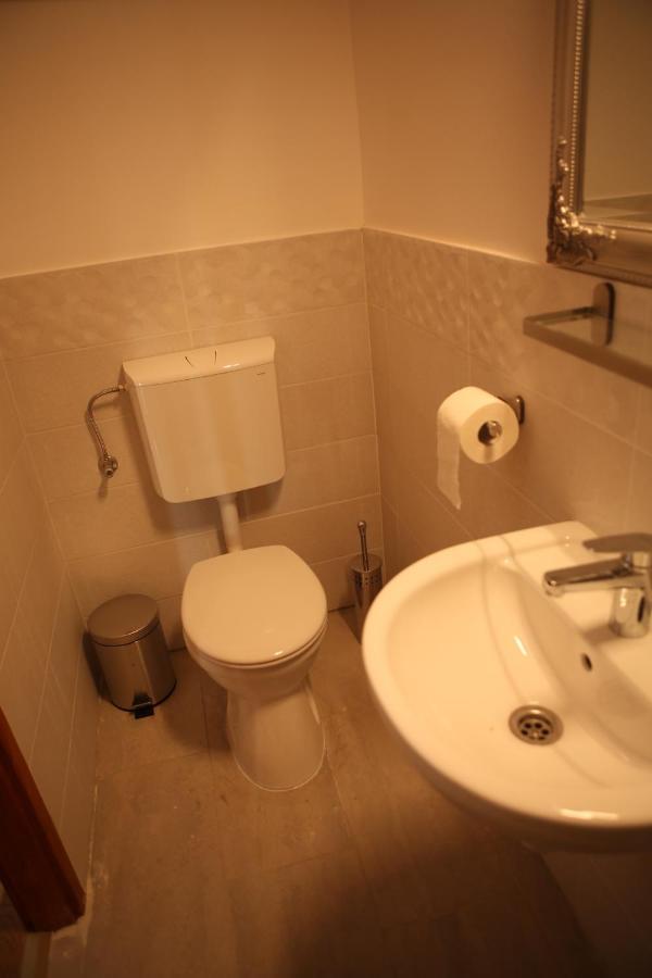 Hunyadi Panzio-Apartman Makó Eksteriør bilde